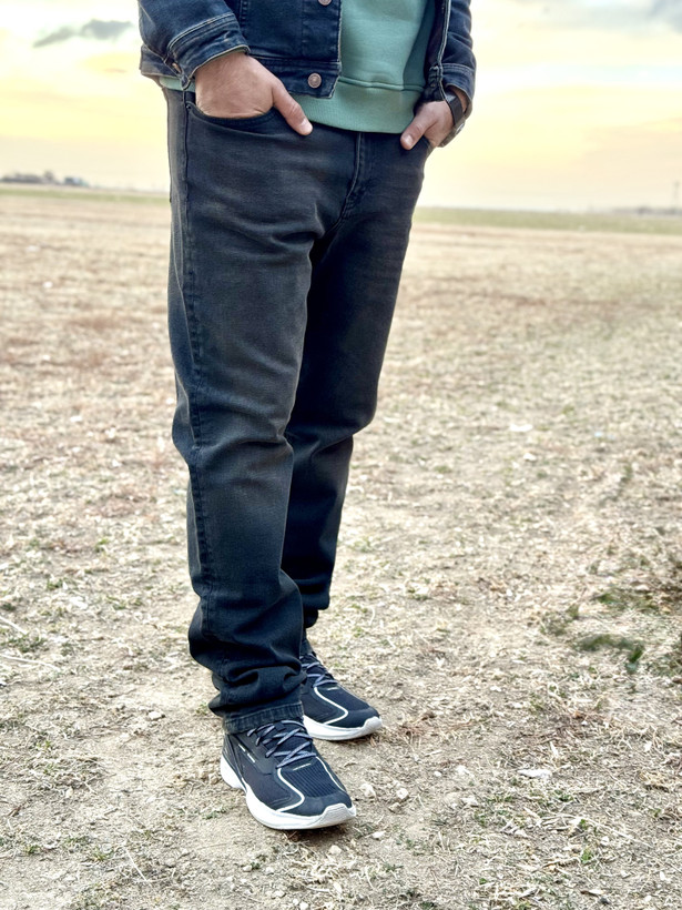 شلوار جین رگولار مردونه رنگ سورمه ای تئاتر کثیف